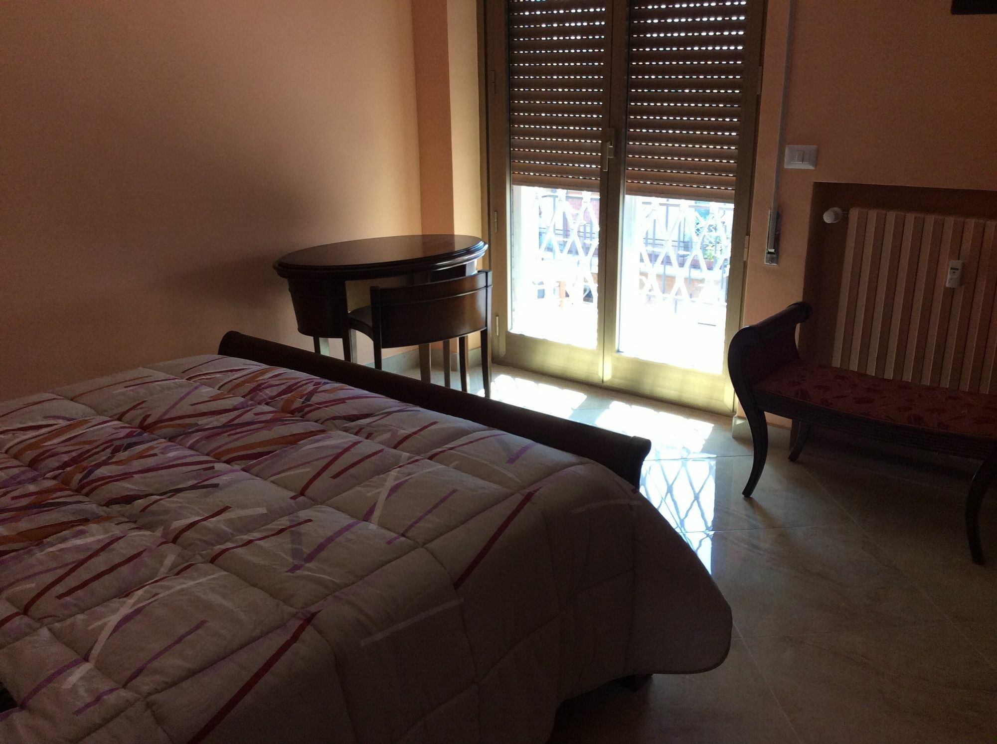 The Sun House Hotel Rome Exterior photo